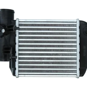 Hit cenowy Chłodnica powietrza doładowującego KAMOKA 7750060